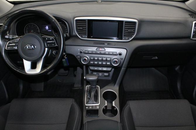 Kia Sportage IV Рестайлинг с пробегом 2018 года, цена 1 879 000 рублей, 152000 км, внедорожник, Автокод Объявления