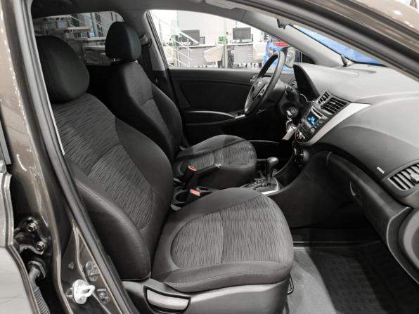 Hyundai Solaris I Рестайлинг с пробегом 2015 года, цена 1 060 000 рублей, 187300 км, хэтчбек, Автокод Объявления