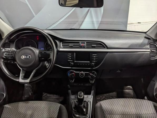 Kia Rio IV с пробегом 2018 года, цена 1 010 000 рублей, 137622 км, седан, Автокод Объявления