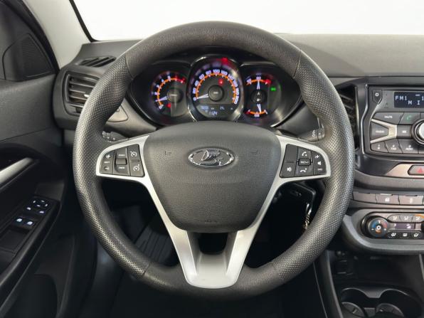 Lada (ВАЗ) Vesta I с пробегом 2019 года, цена 949 900 рублей, 79206 км, седан, Автокод Объявления