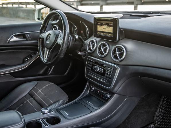 Mercedes-Benz GLA I (X156) с пробегом 2015 года, цена 1 878 000 рублей, 102786 км, внедорожник, Автокод Объявления