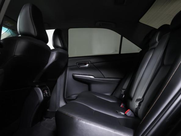 Toyota Camry VII (XV50) Рестайлинг с пробегом 2015 года, цена 2 198 000 рублей, 79702 км, седан, Автокод Объявления