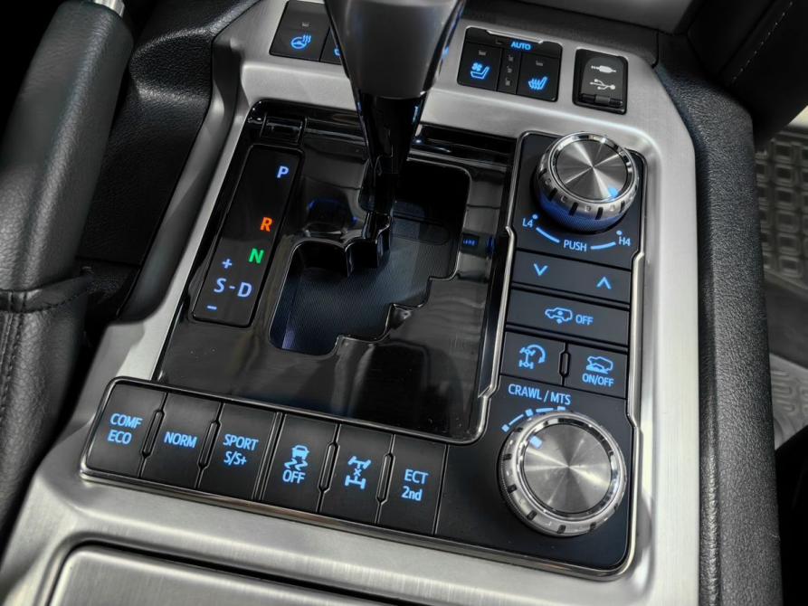 Toyota Land Cruiser 200 Series Рестайлинг 2 Новосибирск  - изображение 27