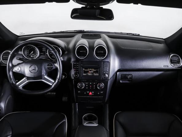 Mercedes-Benz M-Класс II (W164) Рестайлинг с пробегом 2011 года, цена 1 590 000 рублей, 225678 км, внедорожник, Автокод Объявления