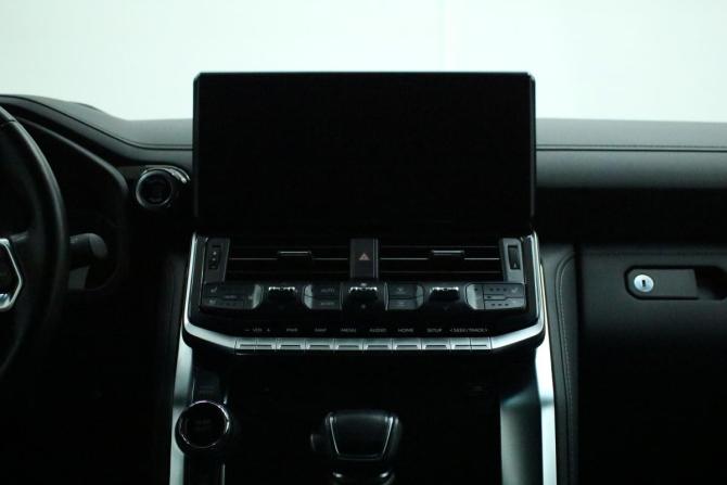 Toyota Land Cruiser 300 Series с пробегом 2021 года, цена 14 995 000 рублей, 10051 км, внедорожник, Автокод Объявления