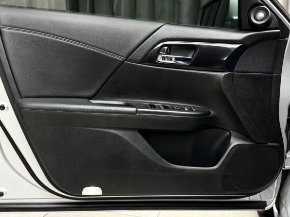 Honda Accord IX с пробегом 2013 года, цена 1 749 000 рублей, 128350 км, седан, Автокод Объявления