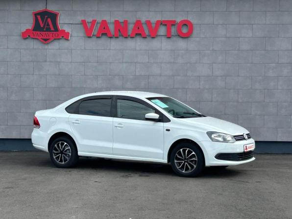 Volkswagen Polo V с пробегом 2014 года, цена 740 000 рублей, 199189 км, седан, Автокод Объявления