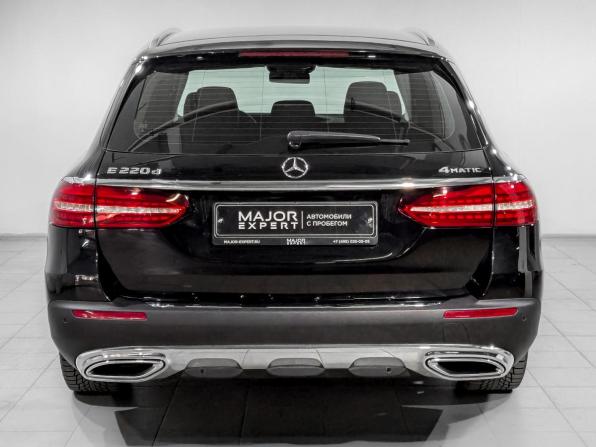 Mercedes-Benz E-Класс V (W213 S213 C238) Рестайлинг с пробегом 2021 года, цена 5 100 000 рублей, 83526 км, универсал, Автокод Объявления