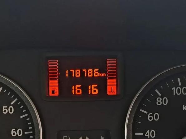 Renault Sandero I с пробегом 2013 года, цена 610 000 рублей, 178786 км, хэтчбек, Автокод Объявления