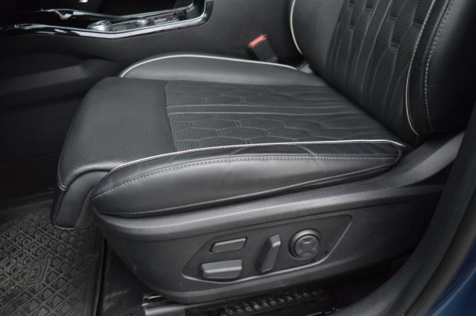 Kia Sorento IV с пробегом 2020 года, цена 3 850 000 рублей, 102500 км, внедорожник, Автокод Объявления