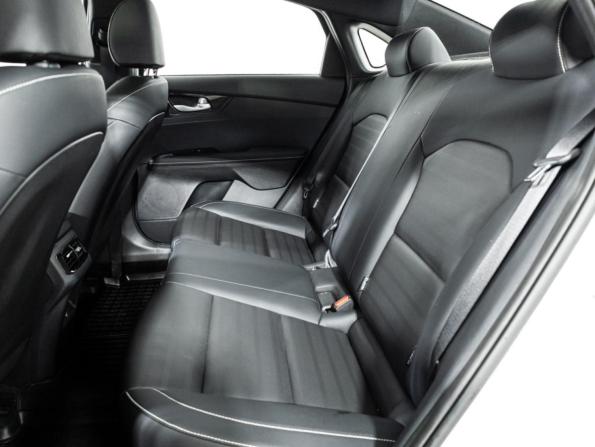 Kia K3 II (China Market) Рестайлинг с пробегом 2023 года, цена 2 149 700 рублей, 45376 км, седан, Автокод Объявления