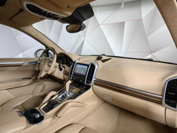 Porsche Cayenne II (958) с пробегом 2013 года, цена 2 100 000 рублей, 246229 км, внедорожник, Автокод Объявления