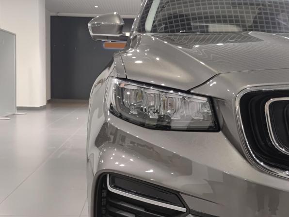 Geely Atlas Pro с пробегом 2023 года, цена 2 099 000 рублей, 54088 км, внедорожник, Автокод Объявления