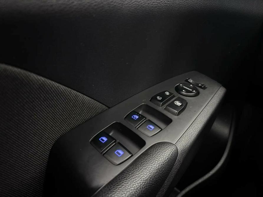Hyundai Solaris II Псков  - изображение 16