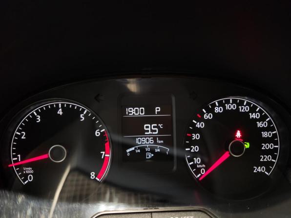 Volkswagen Polo V Рестайлинг с пробегом 2019 года, цена 1 300 000 рублей, 109000 км, седан, Автокод Объявления