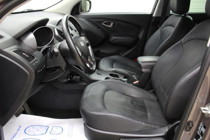 Hyundai ix35 I Рестайлинг с пробегом 2015 года, цена 1 538 000 рублей, 93200 км, внедорожник, Автокод Объявления