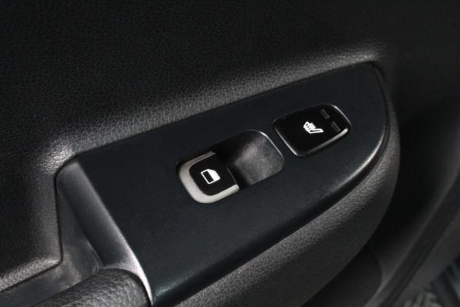 Kia Rio IV Рестайлинг с пробегом 2020 года, цена 1 299 000 рублей, 131000 км, седан, Автокод Объявления