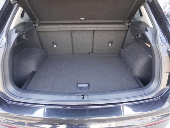 Volkswagen Tiguan II с пробегом 2019 года, цена 2 285 000 рублей, 133770 км, внедорожник, Автокод Объявления
