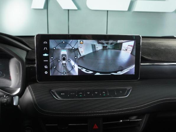 Haval Jolion I Рестайлинг с пробегом 2024 года, цена 2 049 000 рублей, 16851 км, внедорожник, Автокод Объявления