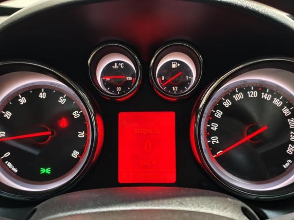 Opel Astra J Рестайлинг с пробегом 2014 года, цена 855 000 рублей, 152854 км, седан, Автокод Объявления