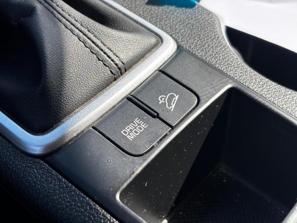 Kia Sportage IV Рестайлинг с пробегом 2020 года, цена 2 280 000 рублей, 151000 км, внедорожник, Автокод Объявления