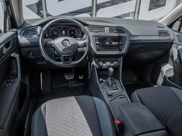 Volkswagen Tiguan II с пробегом 2019 года, цена 2 544 000 рублей, 57496 км, внедорожник, Автокод Объявления