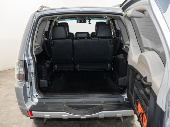 Mitsubishi Pajero IV Рестайлинг 1 с пробегом 2011 года, цена 2 150 000 рублей, 202748 км, внедорожник, Автокод Объявления