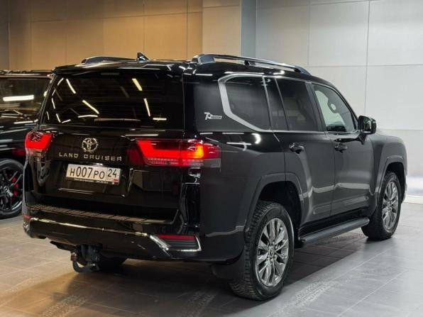 Toyota Land Cruiser 300 Series с пробегом 2021 года, цена 11 987 000 рублей, 8000 км, внедорожник, Автокод Объявления