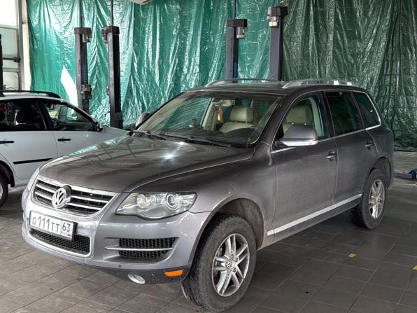 Volkswagen Touareg I Рестайлинг с пробегом 2009 года, цена 968 000 рублей, 267881 км, внедорожник, Автокод Объявления