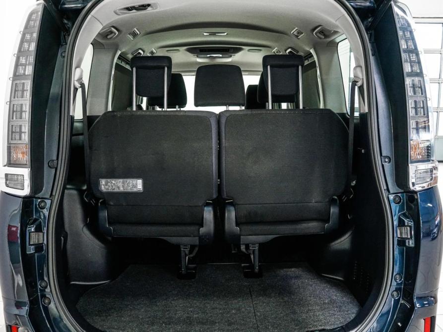 Toyota Voxy III (R80) Красноярск  - изображение 31