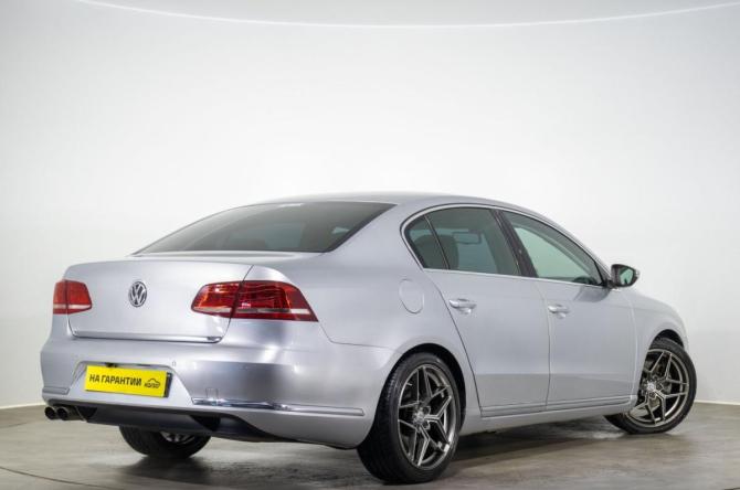Volkswagen Passat B7 с пробегом 2012 года, цена 899 000 рублей, 221000 км, седан, Автокод Объявления
