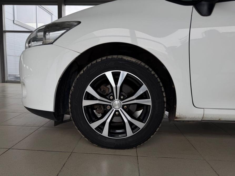 Toyota Auris I Рестайлинг Березовский  - изображение 18
