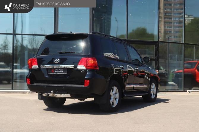 Toyota Land Cruiser 200 Series Рестайлинг 1 с пробегом 2015 года, цена 4 189 000 рублей, 207683 км, внедорожник, Автокод Объявления