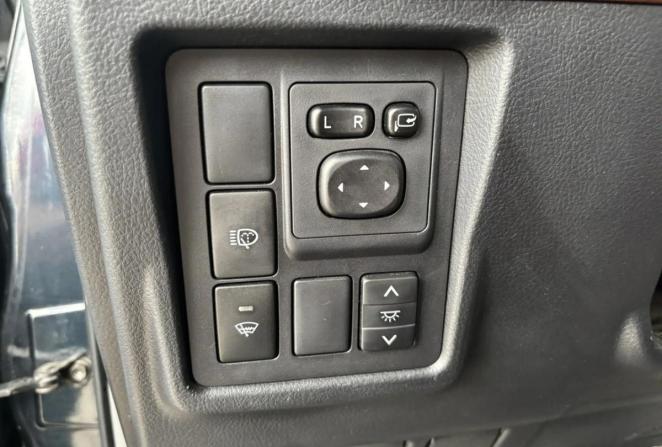 Toyota Land Cruiser Prado 150 Series с пробегом 2012 года, цена 2 545 000 рублей, 263828 км, внедорожник, Автокод Объявления