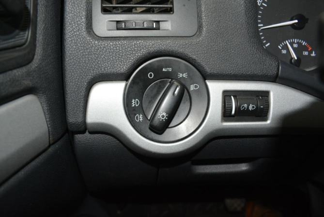 Skoda Octavia II (A5) Рестайлинг с пробегом 2012 года, цена 748 000 рублей, 199000 км, лифтбек, Автокод Объявления