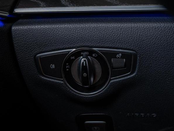 Mercedes-Benz E-Класс V (W213 S213 C238) Рестайлинг с пробегом 2021 года, цена 4 300 000 рублей, 168136 км, седан, Автокод Объявления