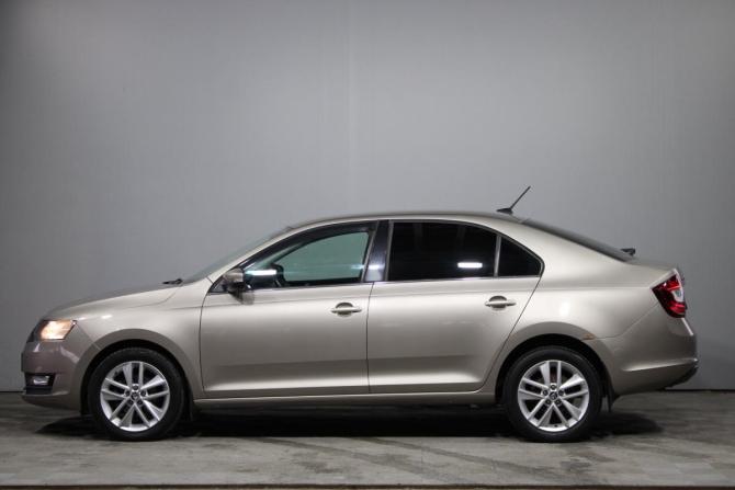 Skoda Rapid I Рестайлинг с пробегом 2017 года, цена 1 199 000 рублей, 117000 км, лифтбек, Автокод Объявления