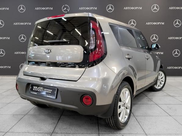 Kia Soul II Рестайлинг с пробегом 2018 года, цена 1 595 000 рублей, 97468 км, хэтчбек, Автокод Объявления