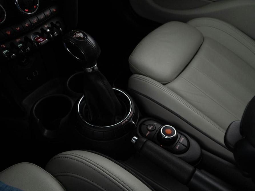 Mini Hatch III (F55/F56) Москва  - изображение 20