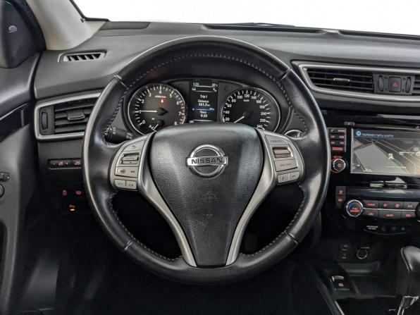 Nissan Qashqai II с пробегом 2017 года, цена 1 995 000 рублей, 73832 км, внедорожник, Автокод Объявления