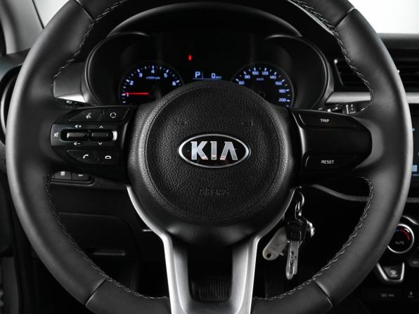 Kia Rio IV с пробегом 2018 года, цена 1 649 000 рублей, 45232 км, седан, Автокод Объявления