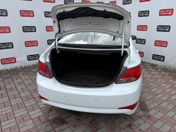 Hyundai Solaris I Рестайлинг с пробегом 2016 года, цена 625 000 рублей, 315533 км, седан, Автокод Объявления