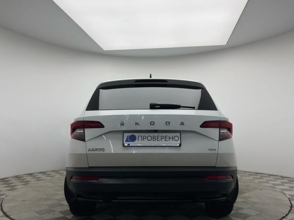 Skoda Karoq I с пробегом 2020 года, цена 2 429 000 рублей, 98215 км, внедорожник, Автокод Объявления