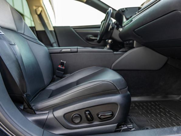Lexus ES VII с пробегом 2020 года, цена 3 898 000 рублей, 116504 км, седан, Автокод Объявления