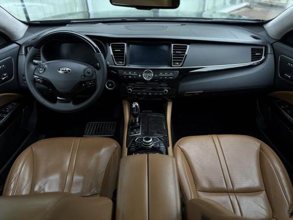 Kia Quoris I Ресталинг 2 с пробегом 2017 года, цена 2 200 000 рублей, 192000 км, седан, Автокод Объявления
