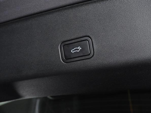 Geely Monjaro I с пробегом 2023 года, цена 3 399 000 рублей, 27870 км, внедорожник, Автокод Объявления
