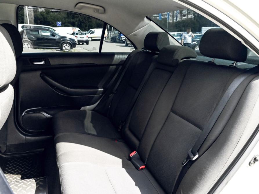 Toyota Avensis II Рестайлинг Екатеринбург  - изображение 16