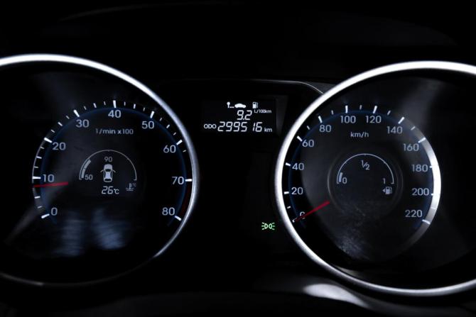 Hyundai ix35 I Рестайлинг с пробегом 2014 года, цена 999 000 рублей, 299471 км, внедорожник, Автокод Объявления