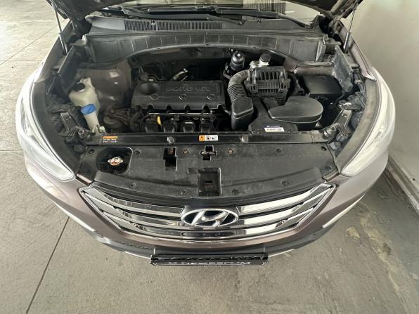 Hyundai Santa Fe III с пробегом 2013 года, цена 1 600 000 рублей, 218000 км, внедорожник, Автокод Объявления