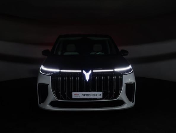 Voyah Dream I с пробегом 2023 года, цена 4 700 000 рублей, 49000 км, минивэн, Автокод Объявления